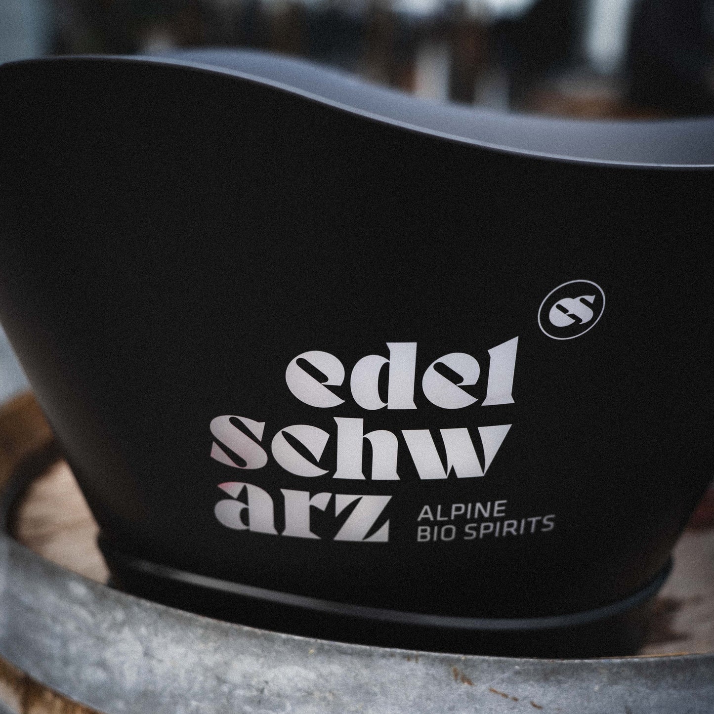 Edelschwarz LED-Eiskübel