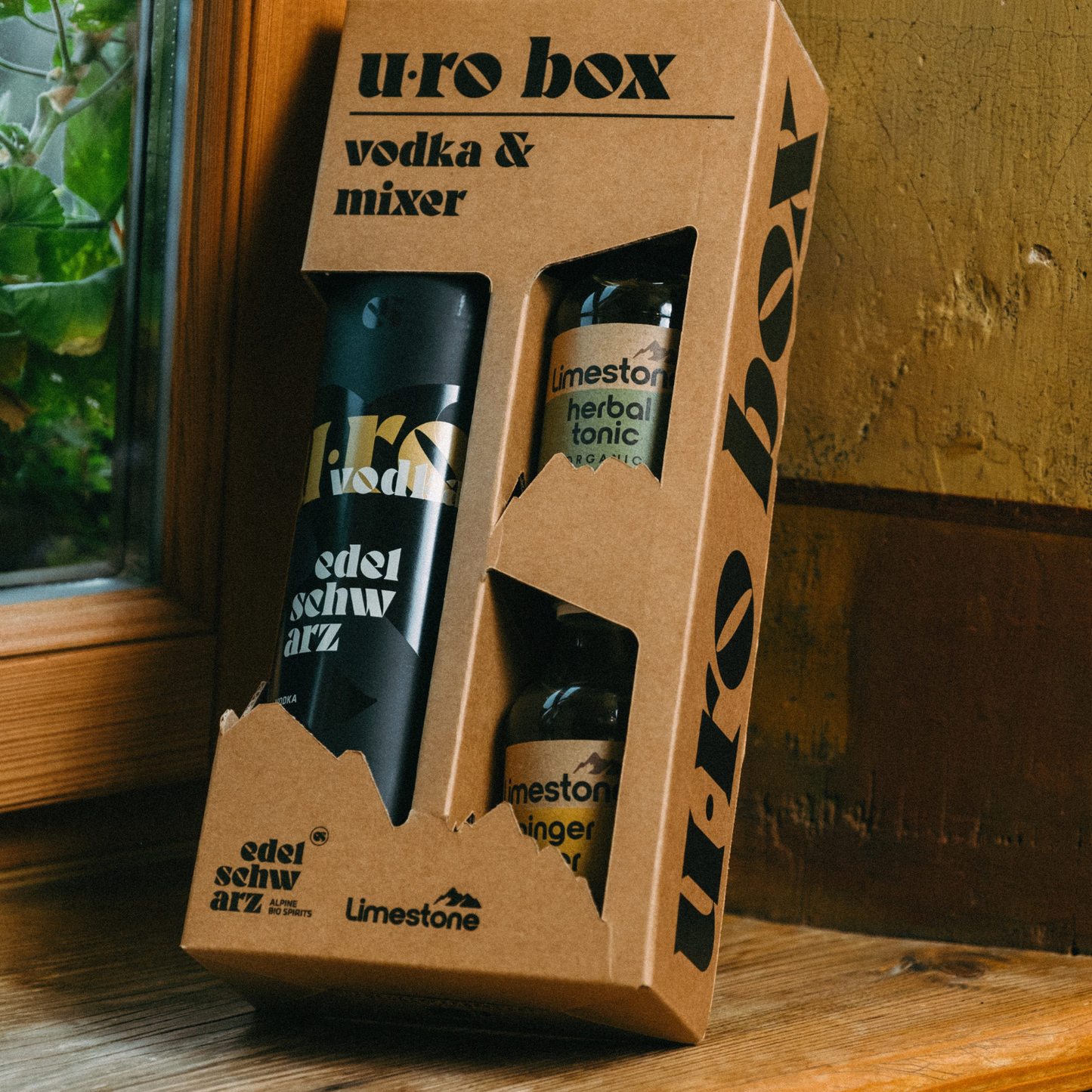 U.RO Box - Vodka & Mixers